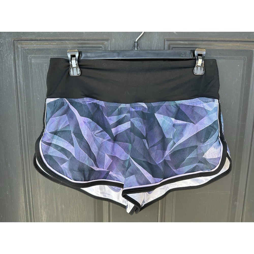 Lululemon Drop It Low Short Pretty Prism Size 8